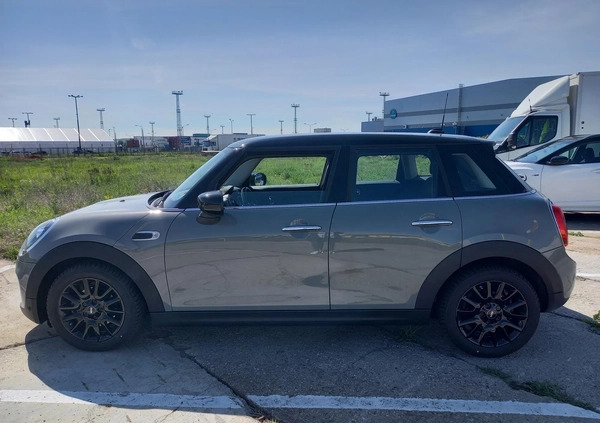MINI Cooper cena 85000 przebieg: 46642, rok produkcji 2021 z Gdynia małe 154
